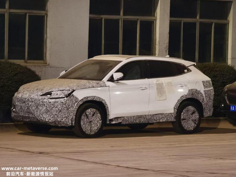 疑似比亚迪海狮路试谍照曝光 定位纯电中型SUV