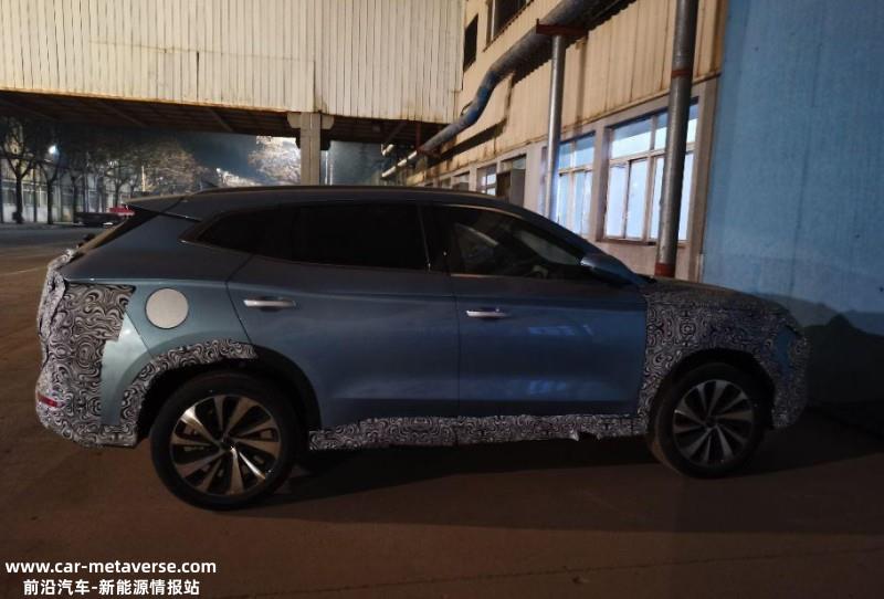 疑似比亚迪海狮路试谍照曝光 定位纯电中型SUV