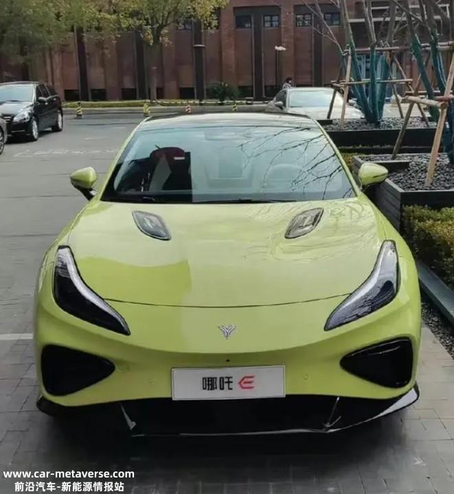 哪吒E实车现身街头  将于今年上半年内交付