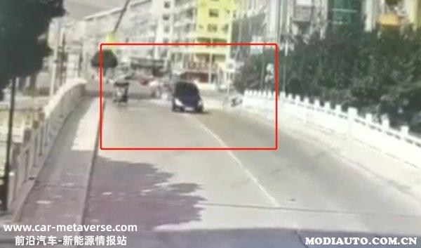 温州特斯拉“失控”追尾公交车，温州特斯拉Model 3失控官方回应