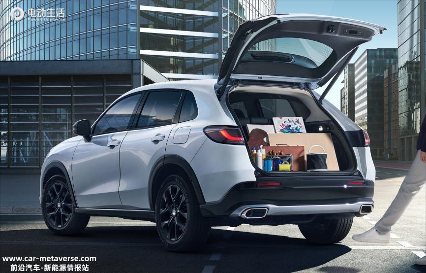 售价17.99-22.89万元 广汽本田混动SUV ZR-V致在e:HEV上市