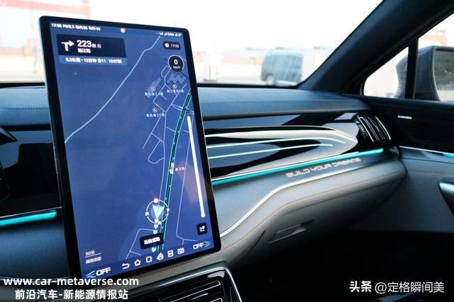 满电续航215千米，发动机被赞“过剩” 30W比亚迪唐DM-P到底怎么样
