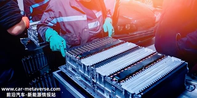 新能源汽车电池迎来革新，中外出现分歧，未来是固态电池的？