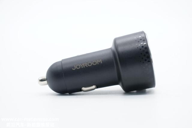 双设备快充，旅途满血新生，JOYROOM 53W 车充评测