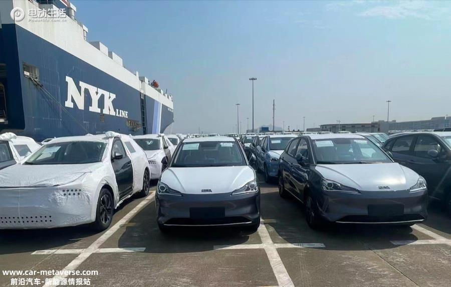 科技平权/出海战略加速落地 哪吒汽车2月交付10073台