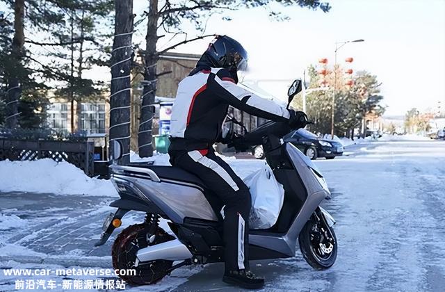才知道！电动车换48V和60V电池要几多钱？更换石墨烯电池划算吗？