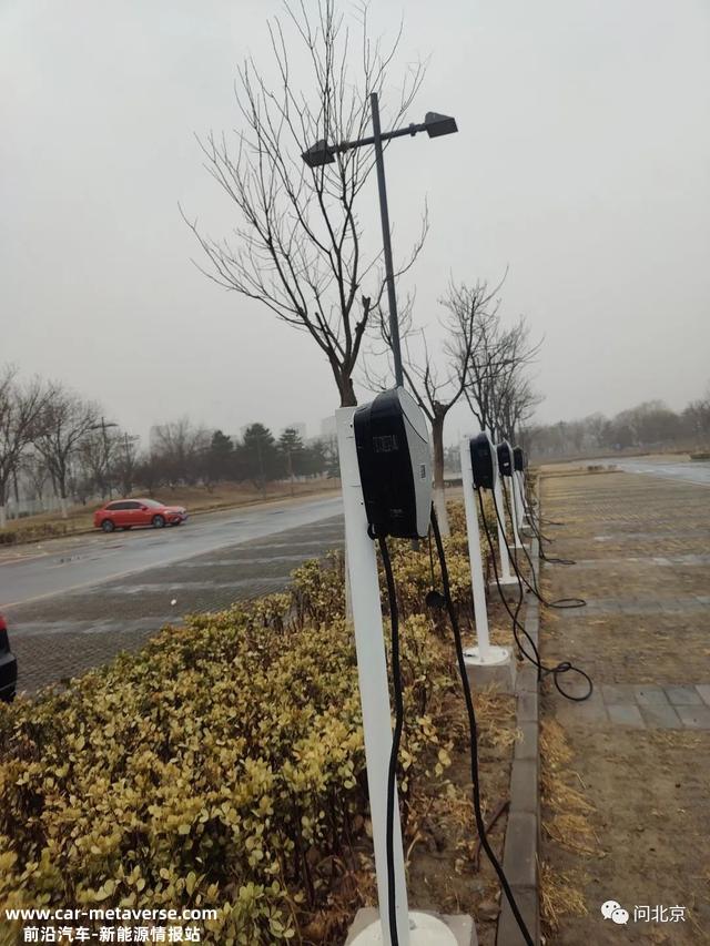 充电桩成“花瓶”，新能源车主：心情很急切
