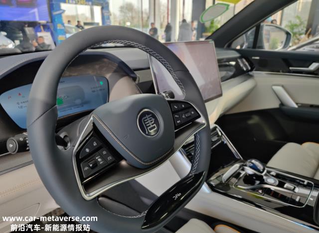 30万元纯电SUV新选择：比亚迪唐EV，颜值高、配置齐，4.4S破百