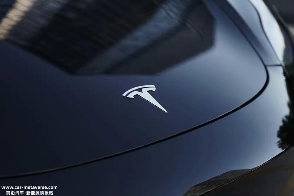 马斯克透露特斯拉下一代汽车：成本为Model 3一半，几乎完全自动驾驶