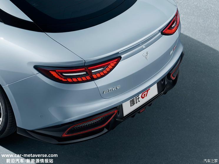 超帅的双门纯电跑车 哪吒GT官图发布