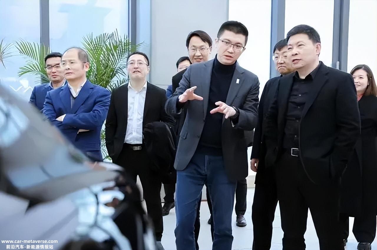 华为“不造车”的1400天