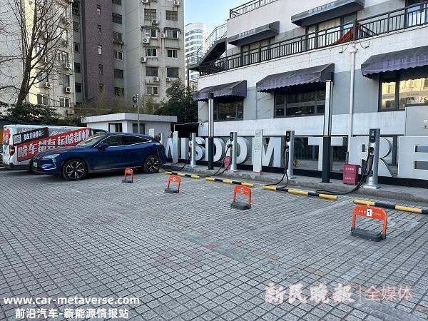 101个充电站故障率近1/3 新能源汽车充电桩不能“有人建无人管”