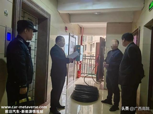 买了新能源汽车却不能安装充电桩？法院“判决+执行”助力绿色发展