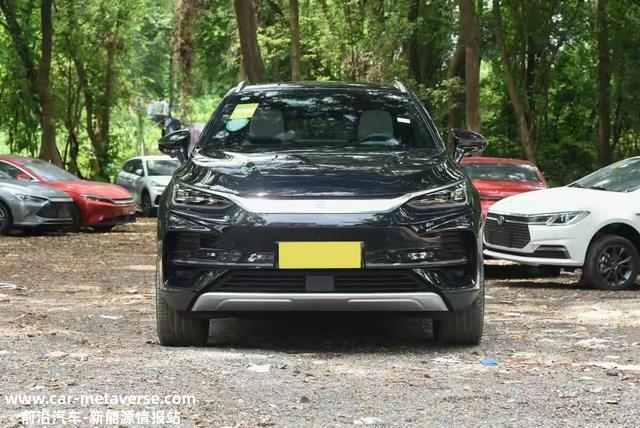 体验比亚迪唐EV四驱版，续航635km，4.4秒破百，综合表示如何？
