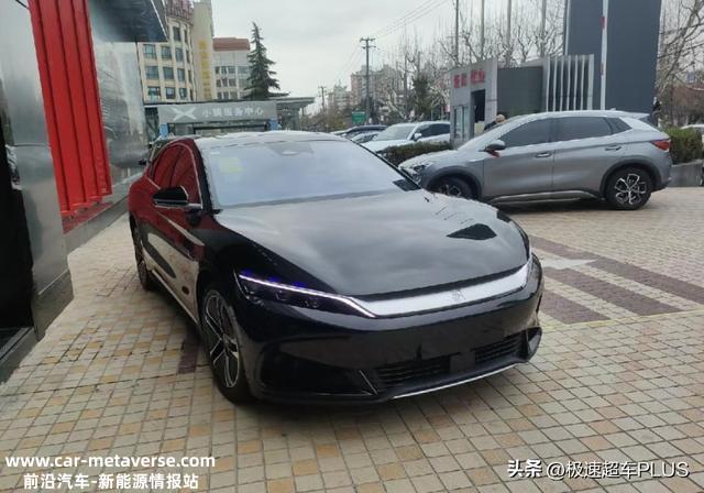 2023比亚迪汉EV进店实拍，“中国结”灯组更霸气，续航可达600KM
