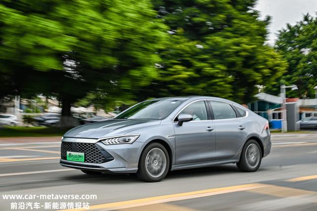 9.98万起，油电同价，秦PLUS DM-i 2023冠军版广州上市