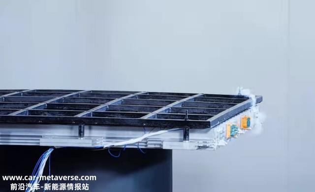 15米处枪击汽车电池包会怎样？埃安发布弹匣电池2.0技术