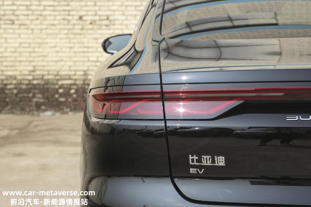 终于肯降价！比亚迪汉最大降幅近2万，不比特斯拉model3更香？
