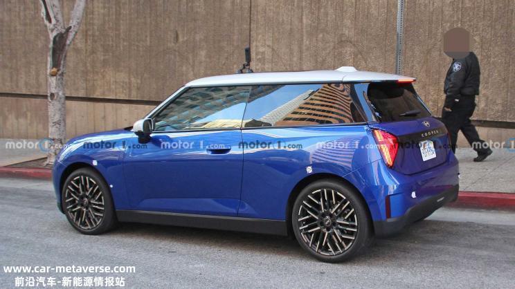 续航超380km！全新MINI电动版实车曝光
