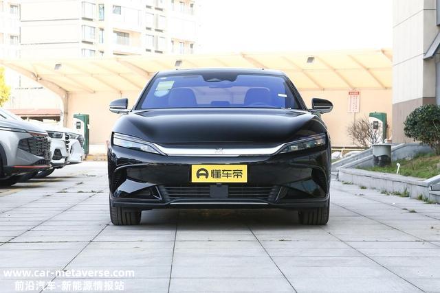 入手不亏，比亚迪汉EV，715km超长续航，多场景应用驾驶
