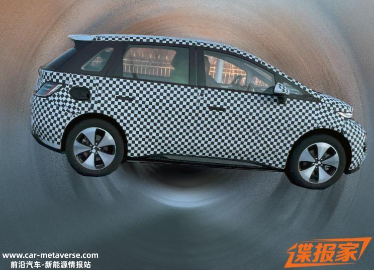 小尺寸却有大空间 五菱EQ100谍照曝光