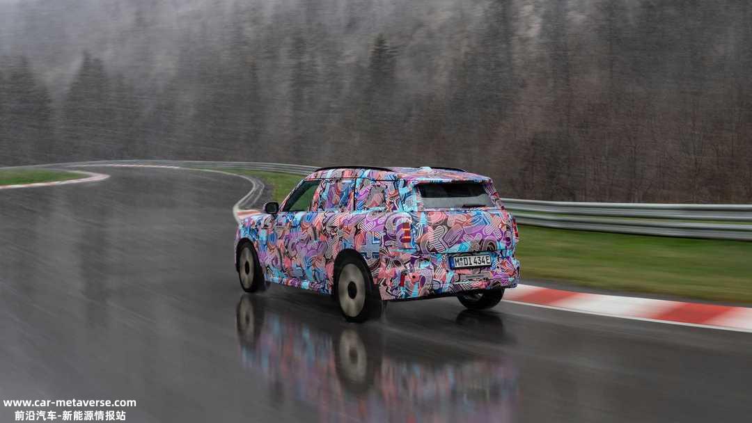 全新 MINI COUNTRYMAN EV 官方谍照曝光
