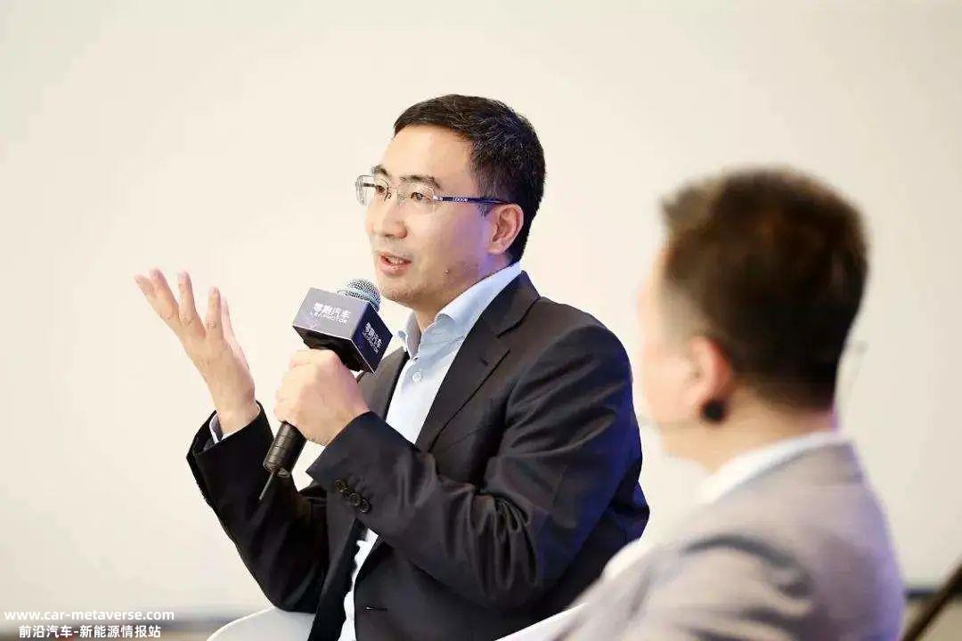 只有留在赌桌上,才有机会赢