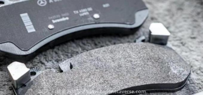 奔驰制动片磨损还能开多久