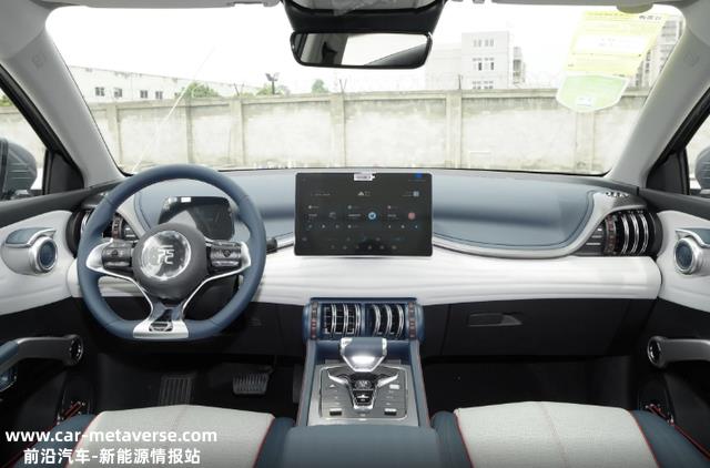 油电同级别横评：传祺GS4和比亚迪元PLUS，稳重VS时尚，选谁好？