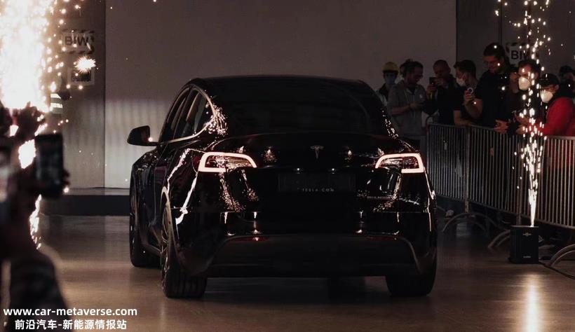 传特斯拉德国工厂投产新款Model Y，搭载比亚迪刀片电池