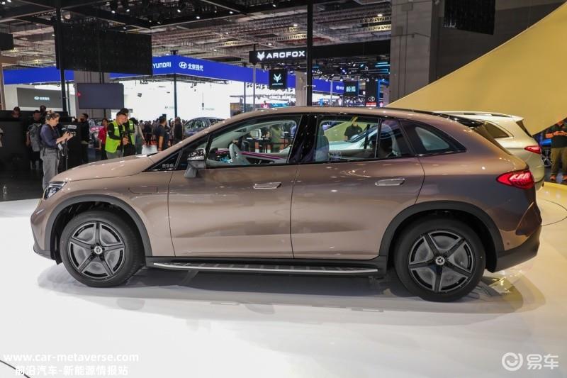 北京奔驰EQE SUV或将于5月27日上市 定位中大型纯电SUV