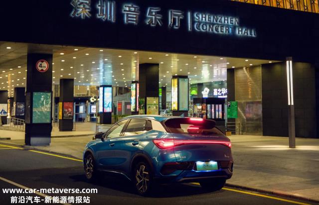更适合家用的纯电SUV？静态体验比亚迪元PLUS，健身房内饰很有趣