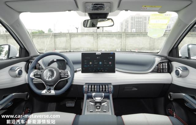 更适合家用的纯电SUV？静态体验比亚迪元PLUS，健身房内饰很有趣