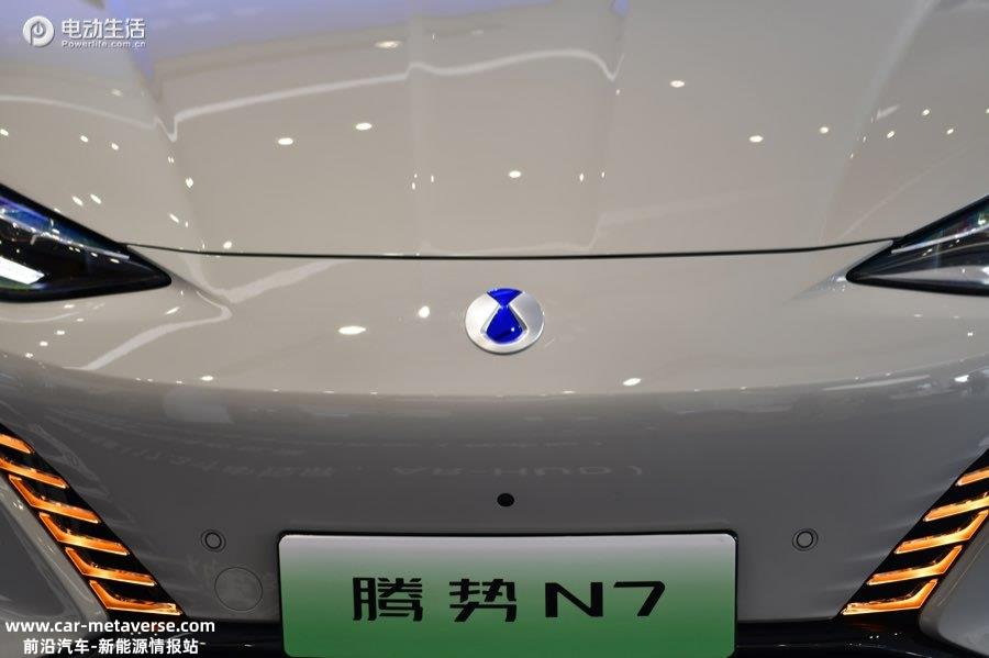腾势N7猎跑SUV同级“最能打” 搭云辇空气悬挂/双快充系统