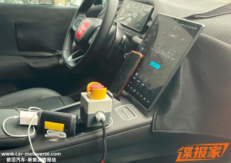 家族设计加持 疑似全新蔚来EC6谍照曝光