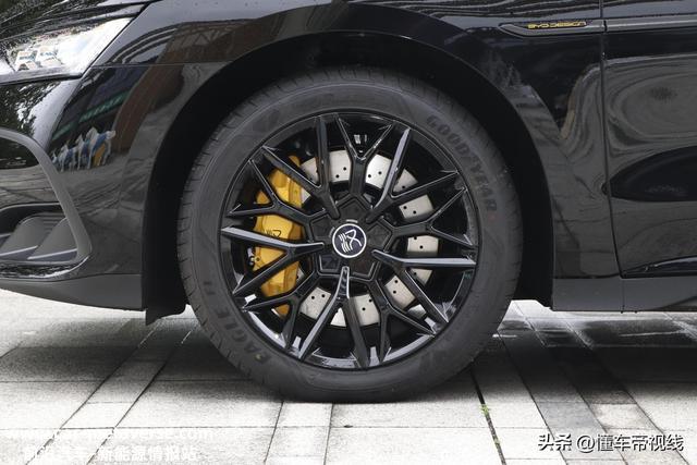 新车 | 18.98万元起，比亚迪汉DM-i冠军版/汉DM-p战神版上市