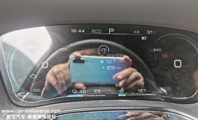 为了测比亚迪唐DM的能耗，妻子都快中暑了！