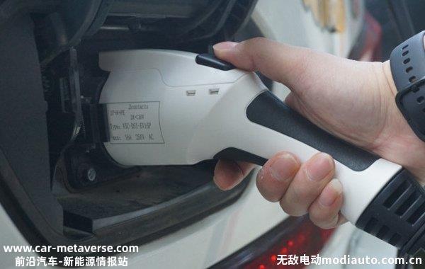 慢充是先断电还是先拔枪？慢充充电枪拔不出来怎么办