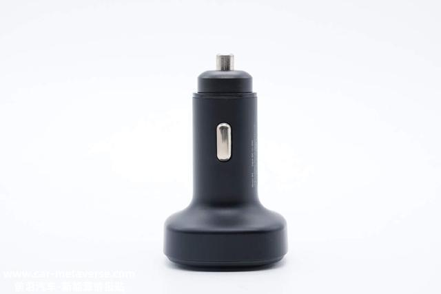 支持主流车充12V-24V电压输入，俊凯达最新2C1A 66W车载充电器