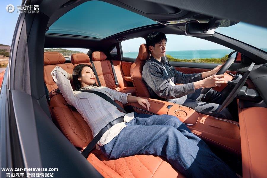 深蓝S7数据优势突显！是一款全面家用中型SUV