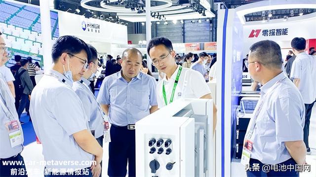 星恒电源金砖电池、磷酸锰铁锂储能产物亮相