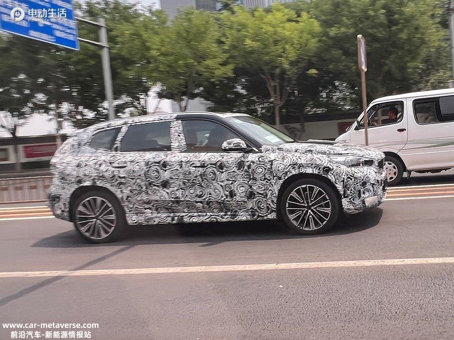 华晨宝马iX1路试谍照曝光 尺寸略有提升/或售30万左右