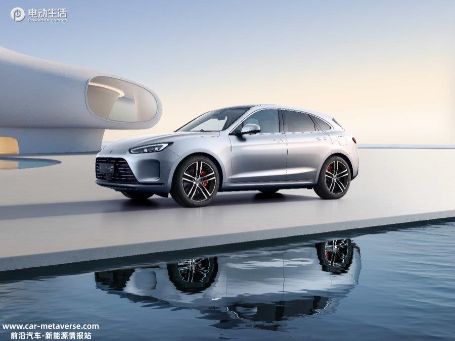 问界M5标准版亮相 智慧性能升级/售25.98万起