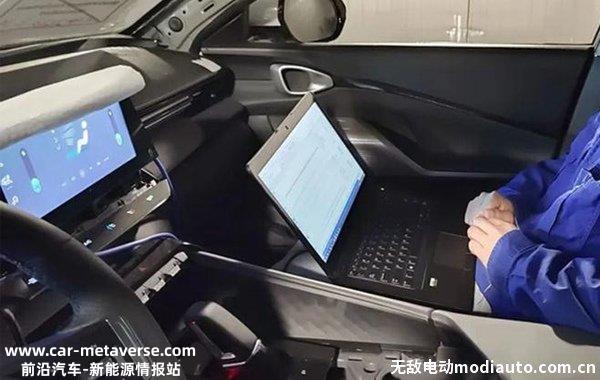 五菱插混轿车曝光，五菱F510C车型什么时候上市