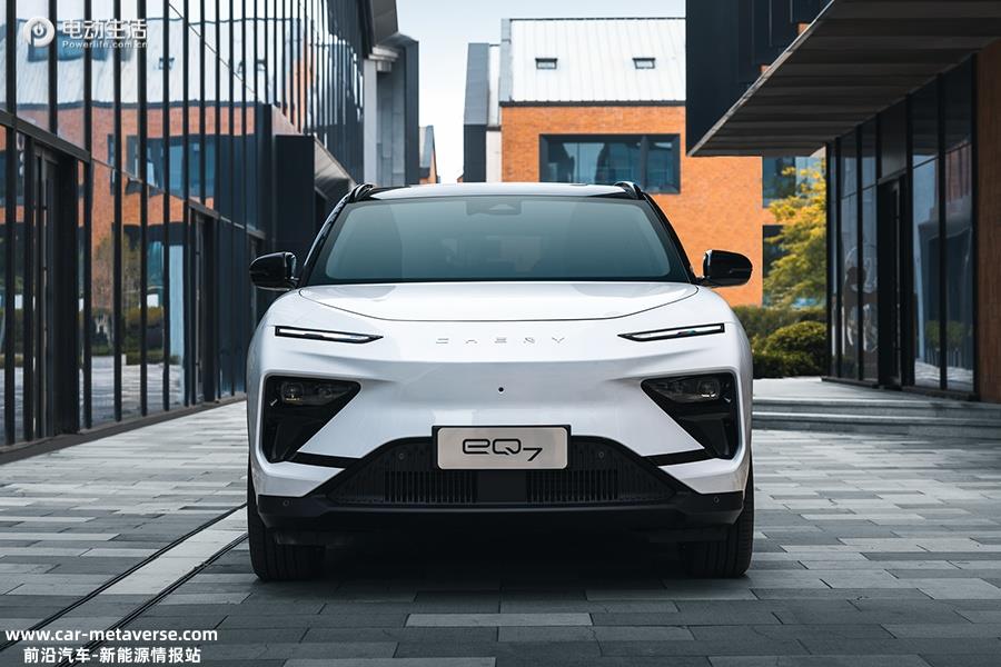 奇瑞eQ7首台量产车下线/8月推出 中国首个铝基轻量化平台发布
