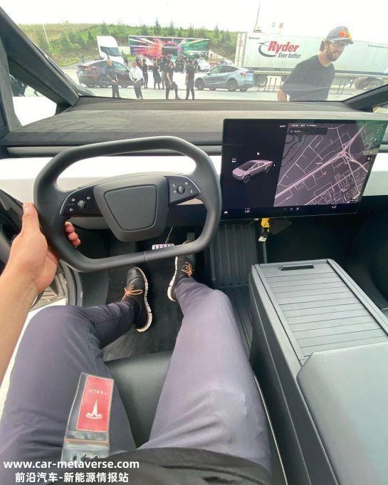 特斯拉首辆特斯拉Cybertruck量产车下线