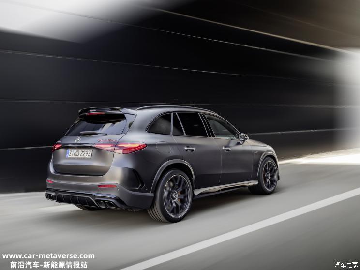依旧一人一机 全新AMG GLC家族官图发布
