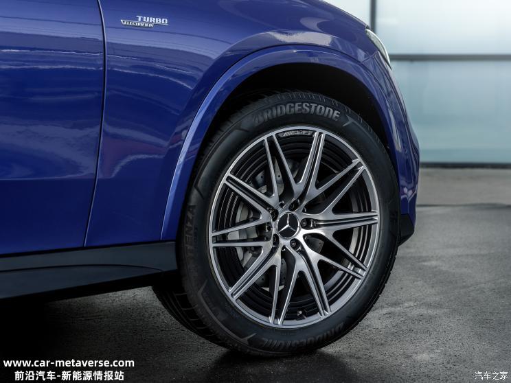 依旧一人一机 全新AMG GLC家族官图发布