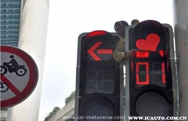 违反信号灯规定是什么意思