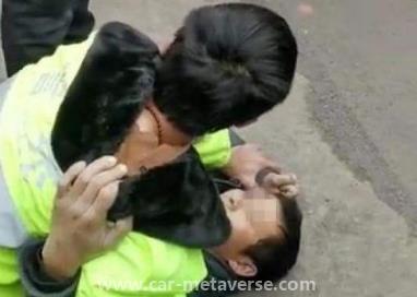被打后怎么让对方赔偿并拘留